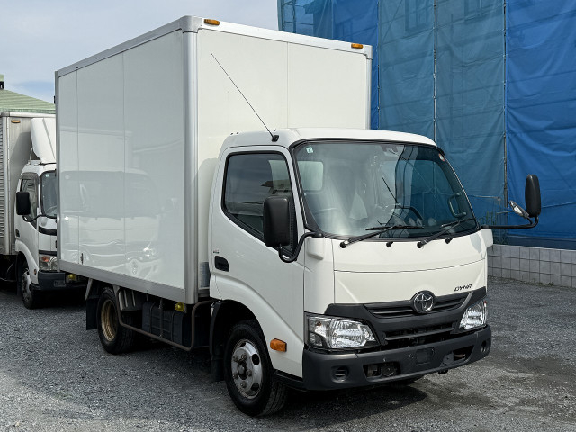 トヨタ ダイナ 小型 バン TPG-XZU605(112396) 26枚目