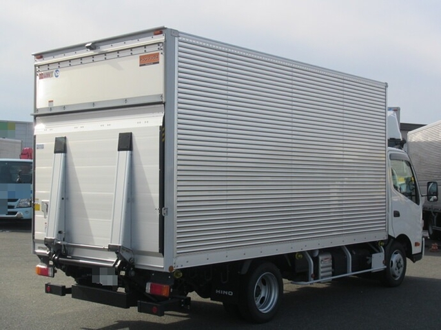 日野 デュトロ 小型 バン 2RG-XZU710M(8012) 4枚目