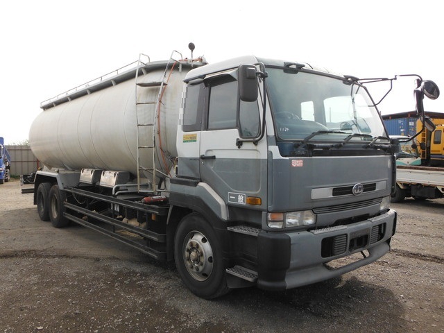 UDトラックス（日産） ビッグサム 大型 特装車・その他 KC-CD55CVH(1447) 1枚目