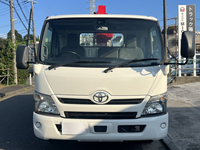トヨタ ダイナ 小型 平ボディ（クレーン付） TKG-XZU712(110604) 5枚目