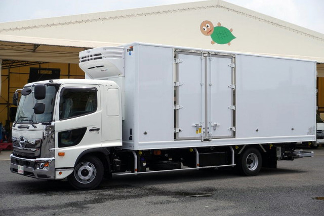 日野 レンジャー 中型 冷蔵冷凍バン 2KG-FD2ABG(109026) 1枚目