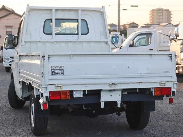 トヨタ タウンエース 小型 平ボディ 5BF-S403U(113334) 3枚目