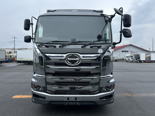 日野 プロフィア 大型 冷蔵冷凍バン 2DG-FR1AHC(107758) 2枚目