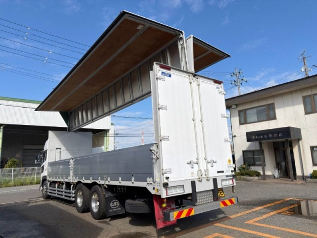 UDトラックス（日産） クオン 大型 ウィング 2PG-CD5CA(112786) 8枚目