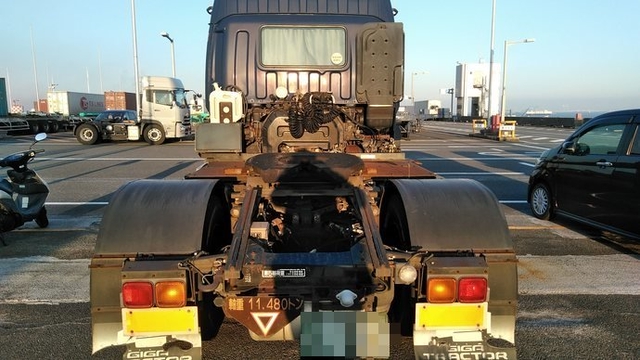 いすゞ ギガ 大型 トラクタ KL-EXD52D3(2591) 5枚目