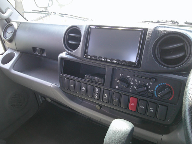 Hino dutro Small Flat body 2RG-XZC605(105849) 17枚目