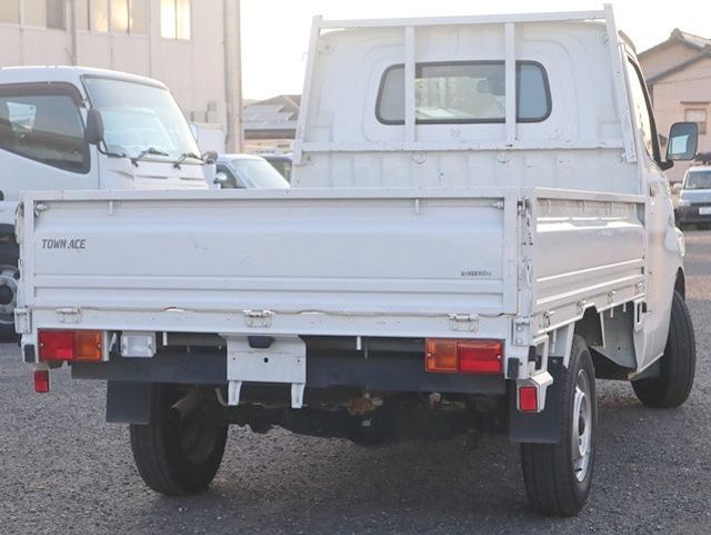 トヨタ タウンエース 小型 平ボディ 5BF-S403U(112720) 3枚目