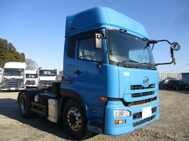 UDトラックス（日産） クオン 大型 トラクタ QKG-GK6XAB(37462) 2枚目