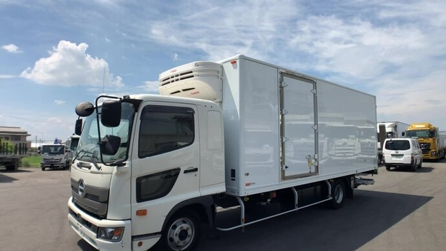 日野 レンジャー 中型 冷蔵冷凍バン 2KG-FD2ABG(34612) 5枚目