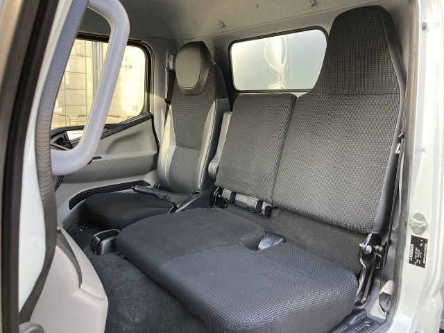 日産自動車 アトラス 小型 バン TRG-FEA5W(102277) 47枚目