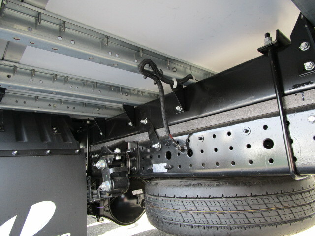 三菱ふそう キャンター 小型 ウィング 2PG-FEAV0(9521) 28枚目