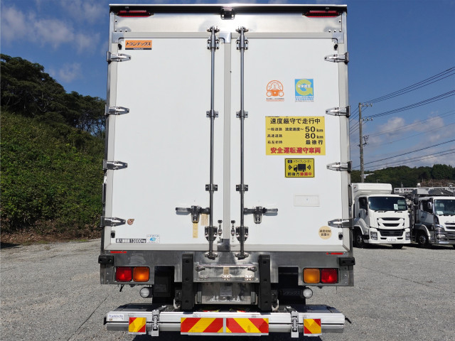 UDトラックス（日産） クオン 大型 冷蔵冷凍バン QPG-CD5ZA(112957) 6枚目