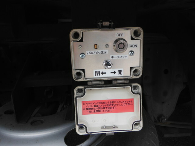 いすゞ エルフ 小型 バン TKG-NJR85AN(34783) 30枚目