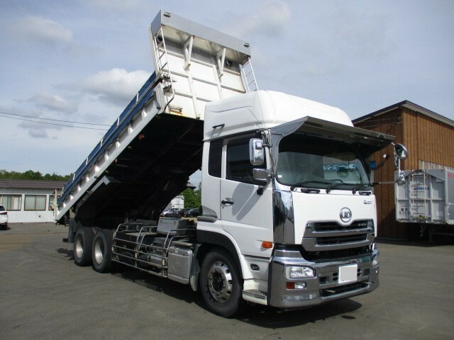 UDトラックス（日産） クオン 大型 土砂ダンプ QKG-CW5YL(32216) 3枚目