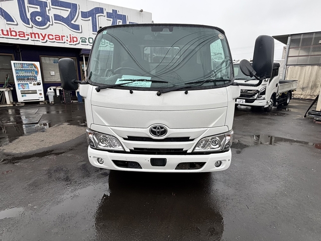 Toyota toyoace Small Flat body 2RG-XZC605(108618) 2枚目