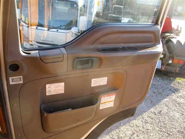 いすゞ ギガ 大型 平ボディ KC-CVR80H1(37981) 8枚目