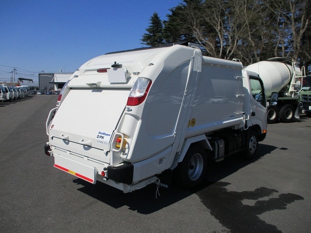 日野 デュトロ 小型 塵芥車（プレス式） 2RG-XZU605X(9574) 3枚目