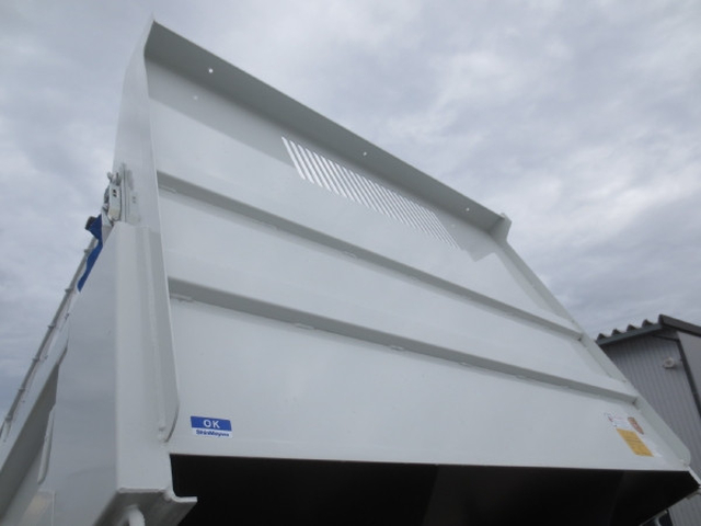 三菱ふそう キャンター 小型 土砂ダンプ 2RG-FBA60(113570) 11枚目