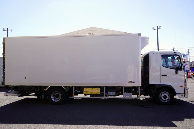 日野 レンジャー 中型 冷蔵冷凍バン 2KG-FD2ABG(110967) 5枚目