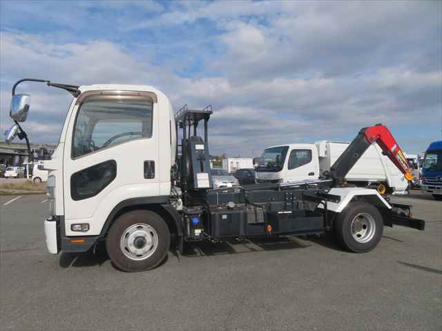 いすゞ フォワード 中型 コンテナ専用車 2RG-FRR90S2(97662) 32枚目