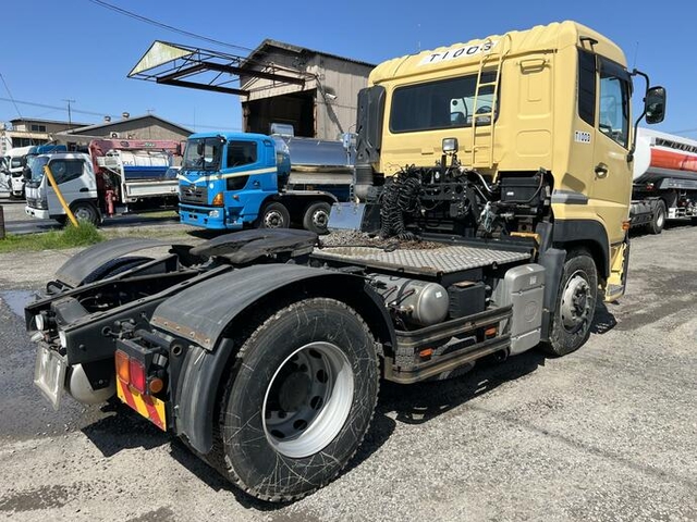 UDトラックス（日産） クオン 大型 トラクタ QPG-GK5XAB(32770) 6枚目