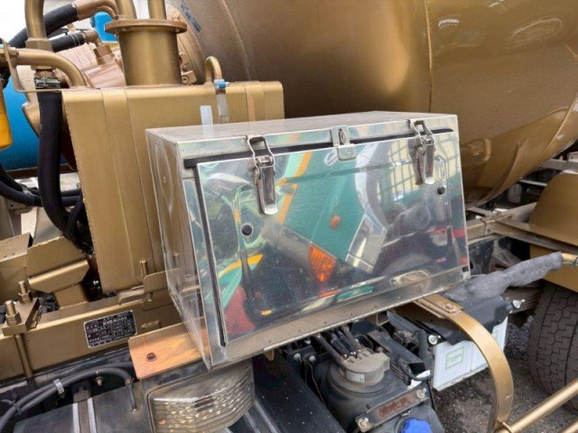 日野 レンジャー 増トン ミキサー車 2KG-FJ2ABA(109484) 17枚目