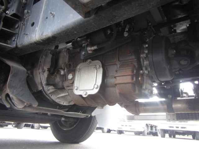 UDトラックス（日産） コンドル 中型 ウィング TKG-MK38C(7343) 25枚目
