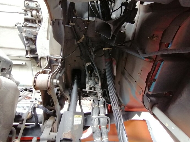 UDトラックス（日産） クオン 大型 トラクタ AKG-GK4XAB(5650) 53枚目