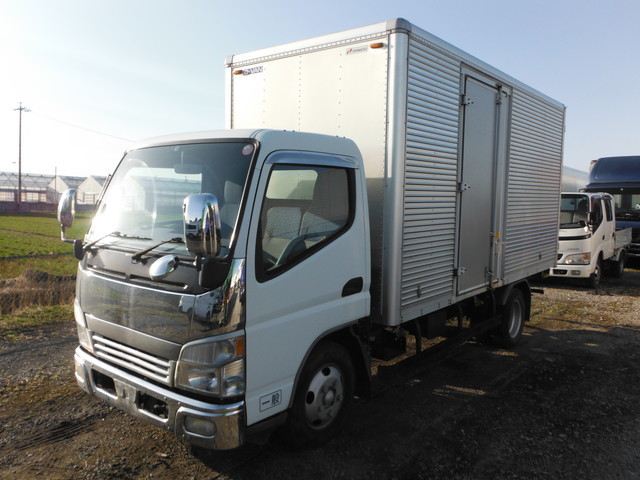 三菱ふそう キャンター 小型 バン KK-FE72EEV(1368) 2枚目