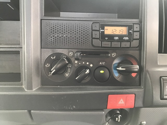 いすゞ エルフ 小型 平ボディ TPG-NJR85A(110179) 28枚目