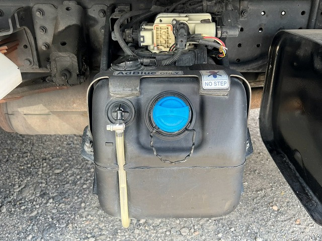 三菱ふそう キャンター 小型 冷蔵冷凍バン TKG-FEB90(110434) 38枚目