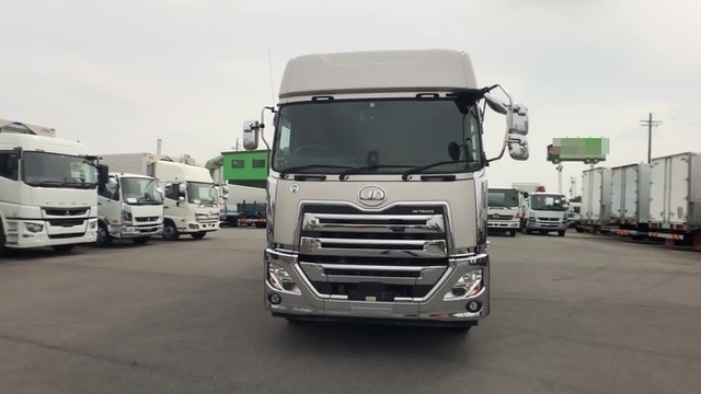 UDトラックス（日産） クオン 大型 ウィング 2PG-CD5CA(34898) 41枚目