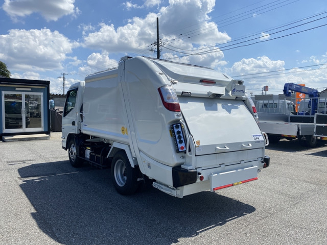 三菱ふそう キャンター 小型 塵芥車（プレス式） 2RG-FEAV0(112321) 6枚目