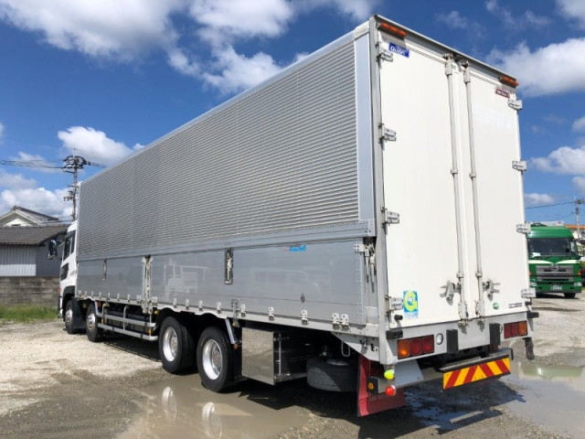 UDトラックス（日産） クオン 大型 ウィング QPG-CG5ZA(112533) 3枚目
