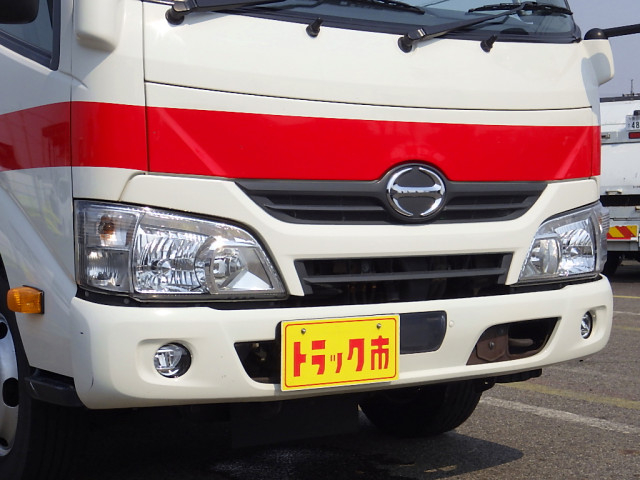 日野 デュトロ 小型 冷蔵冷凍バン TKG-XZU605M(82801) 3枚目