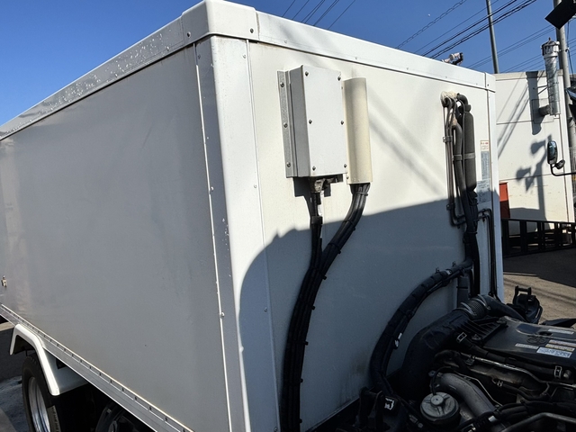 いすゞ エルフ 小型 冷蔵冷凍バン TRG-NHR85AN(107839) 34枚目