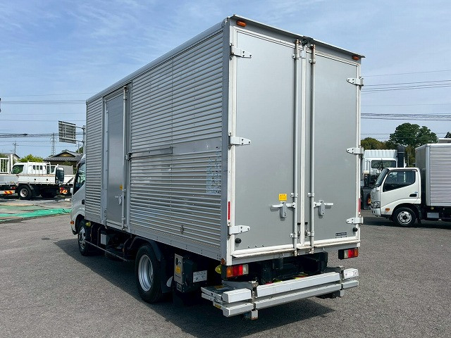 日野 デュトロ 小型 バン 2RG-XZU650M(105852) 8枚目