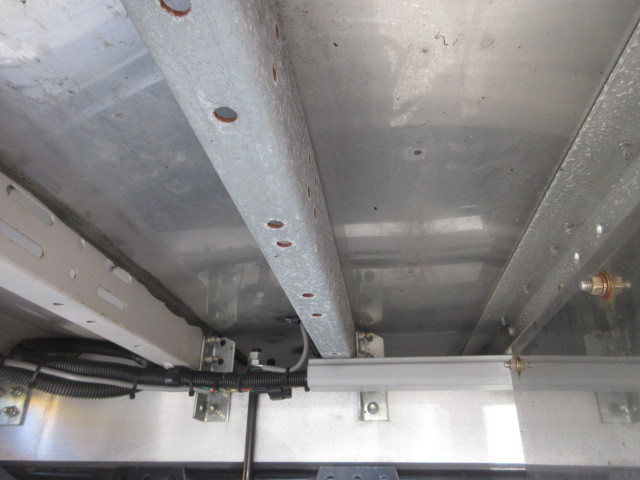 Isuzu forward Middle Wing body 2RG-FRR90T2(103008) 32枚目