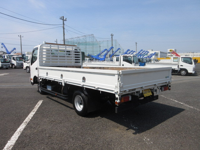 トヨタ ダイナ 小型 平ボディ TKG-XZU775(109053) 3枚目