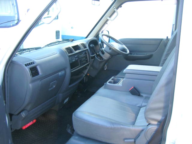 Mazda bongo Small Freezer box_body ABF-SKP2V(97411) 17枚目