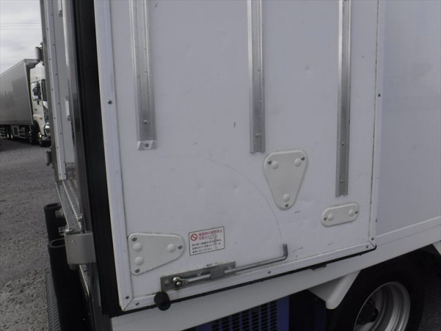 いすゞ エルフ 小型 冷蔵冷凍バン 2RG-NLR88AN(113770) 21枚目
