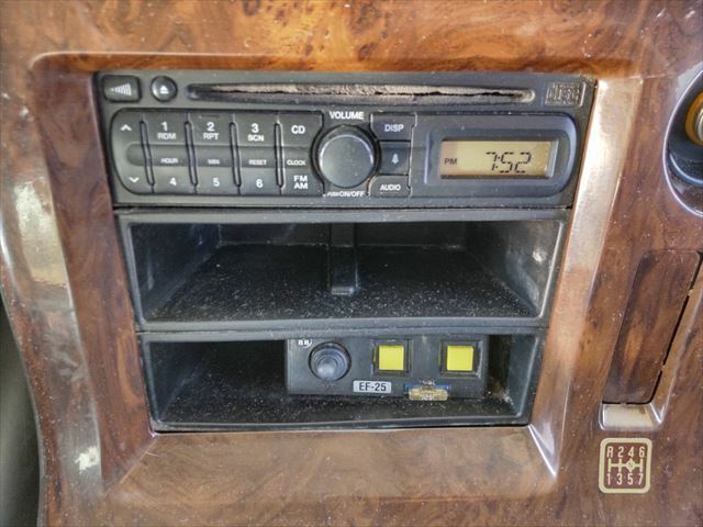 いすゞ ギガ 大型 土砂ダンプ PDG-CXZ52K8(9400) 46枚目