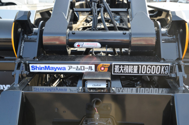 日野 プロフィア 大型 コンテナ専用車 2DG-FS1AJE(111136) 13枚目