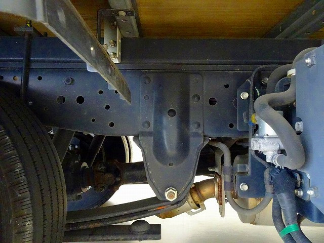 いすゞ エルフ 小型 バン 2RG-NLR88AN(112977) 40枚目