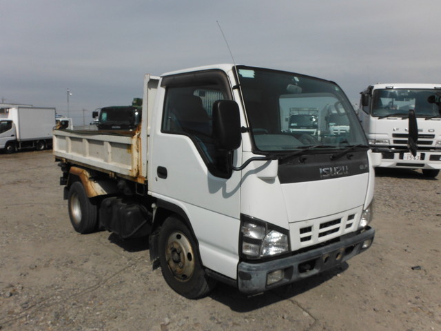 いすゞ エルフ 小型 土砂ダンプ PB-NKR81AN(1332) 1枚目
