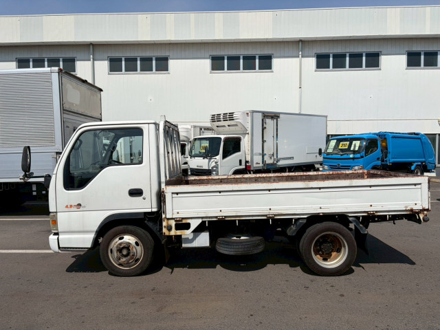 Isuzu elf Small Flat body KR-NKR81EA(110792) 5枚目