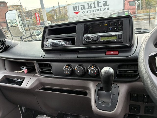 三菱ふそう キャンター 小型 冷蔵冷凍バン 2RG-FBA20(106380) 25枚目