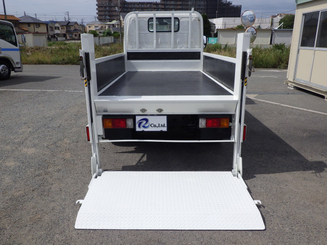 トヨタ ダイナ 小型 平ボディ TPG-XZU605(112062) 28枚目