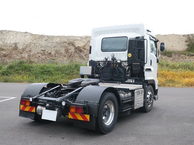いすゞ ギガ 大型 トラクタ 2KG-EXD52CD(35500) 3枚目