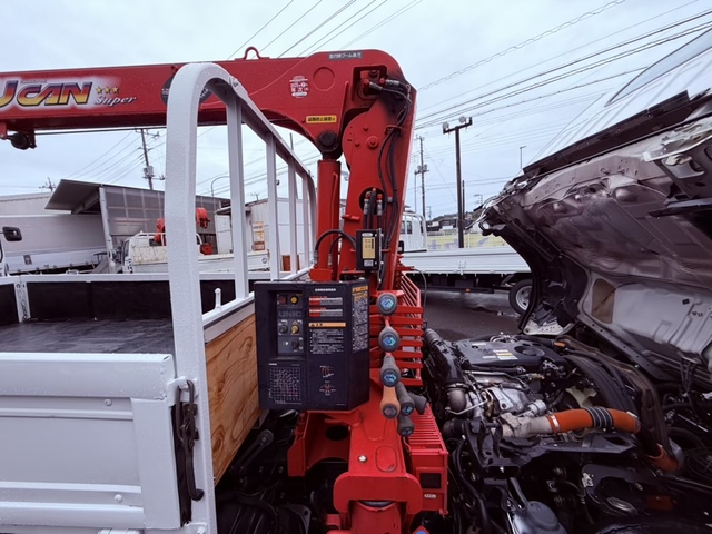 いすゞ エルフ 小型 平ボディ（クレーン付） TRG-NKR85A(112686) 34枚目